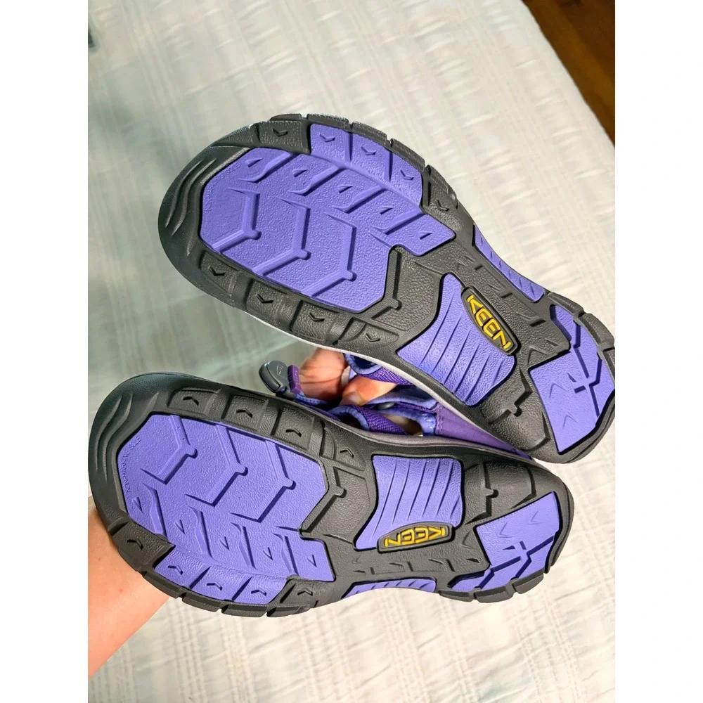 Keen Newport H2 Purple Waterproof Hiking Sandals Kids Size 5 US 37 EU 1014263